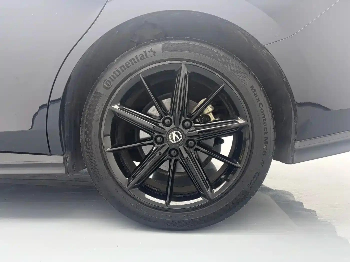 Changan UNI-V 2022 1.5T Premium Edition — миниатюра 11