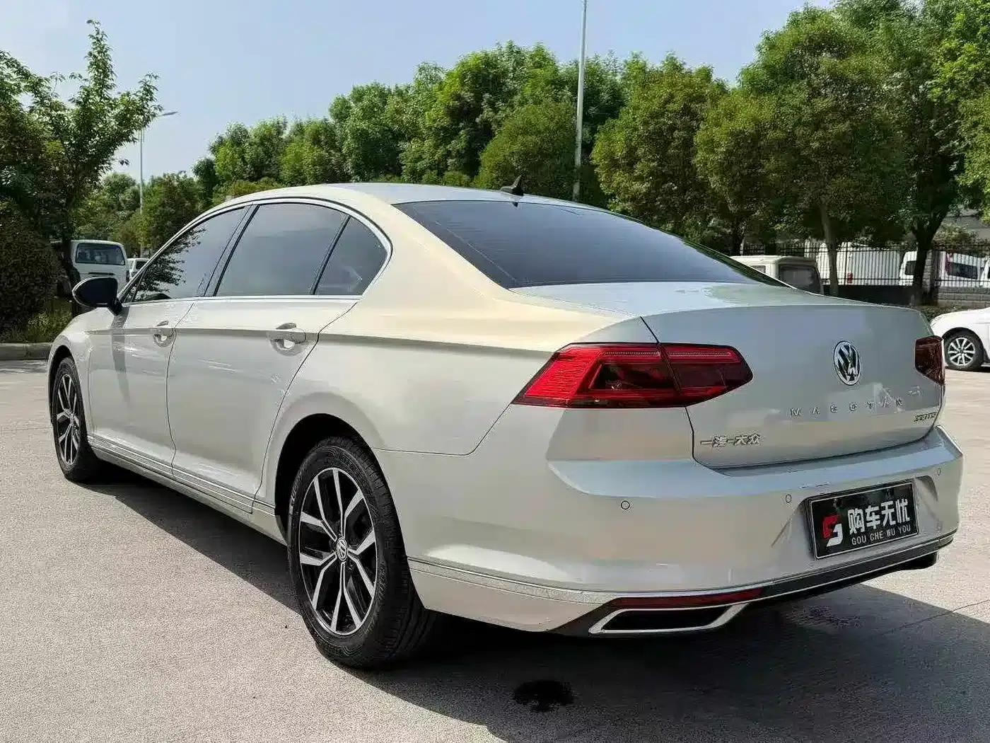 2020 Volkswagen Passat 330TSI DSG Leading Edition — миниатюра 7