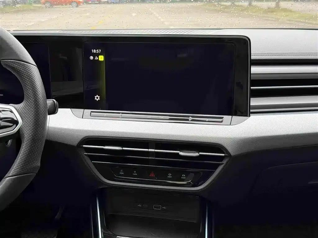 Lamando 2023 Lamando L 280TSI DSG Hot Edition — миниатюра 20