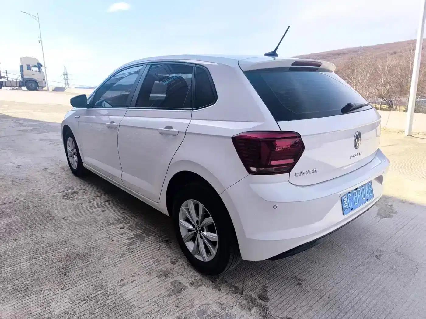 2021 Polo Plus 1.5L Automatic Colorful Technology Edition — миниатюра 4