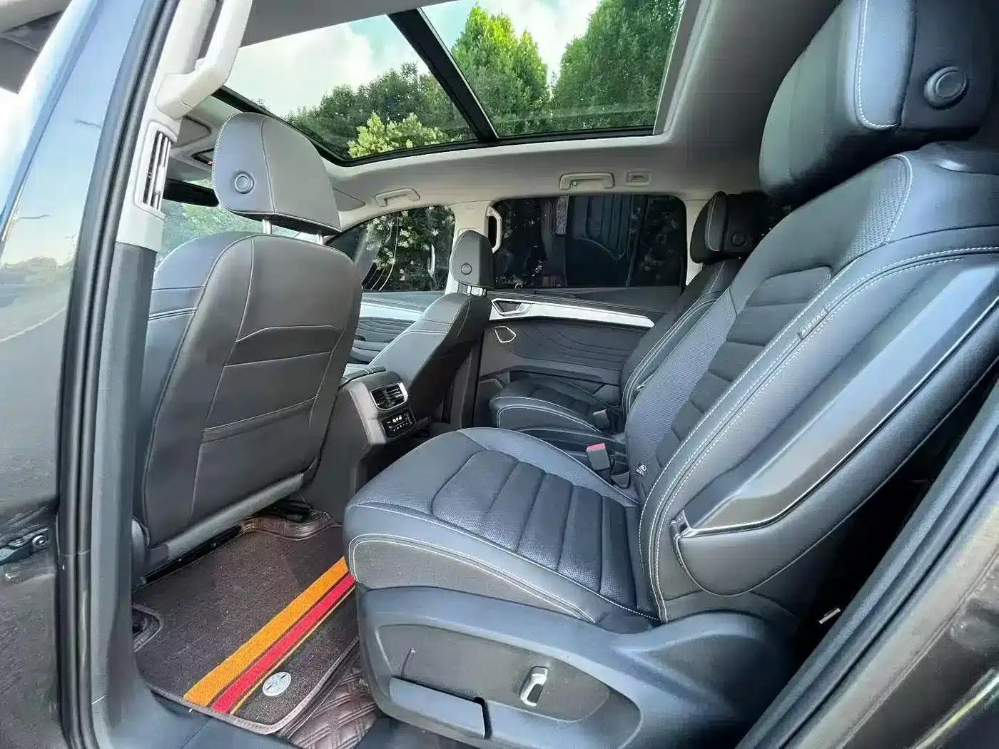 2023 Range Rover 380TSI AWD Luxury Pro — миниатюра 6