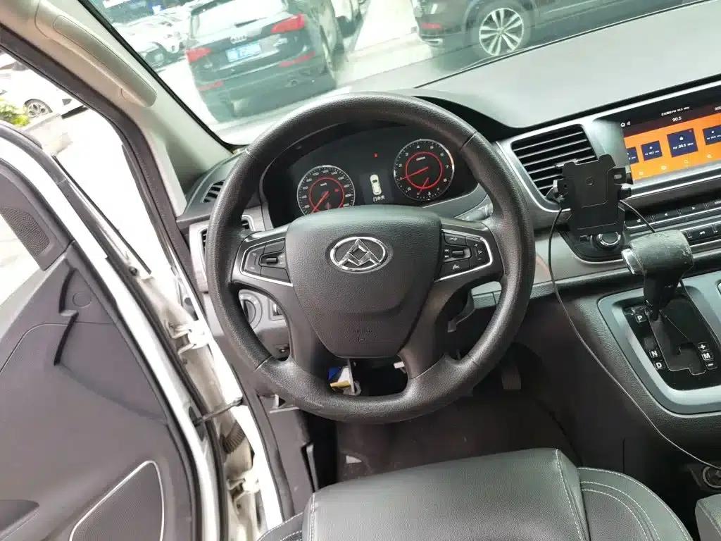 Maxus G10 2018 PLUS 2.0T Automatic Luxury Edition — миниатюра 3
