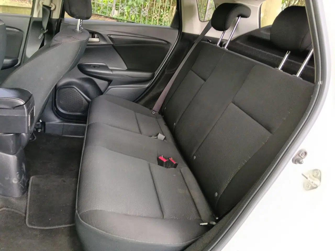 Honda Fit 2018 1.5L CVT Comfort Sunroof Version — миниатюра 17