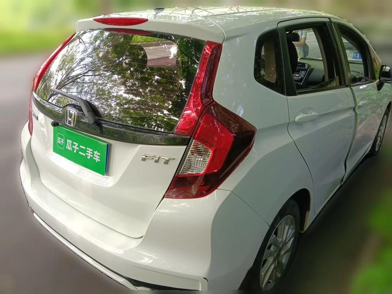 Honda Fit 2018 1.5L CVT Comfort Sunroof Version — миниатюра 6