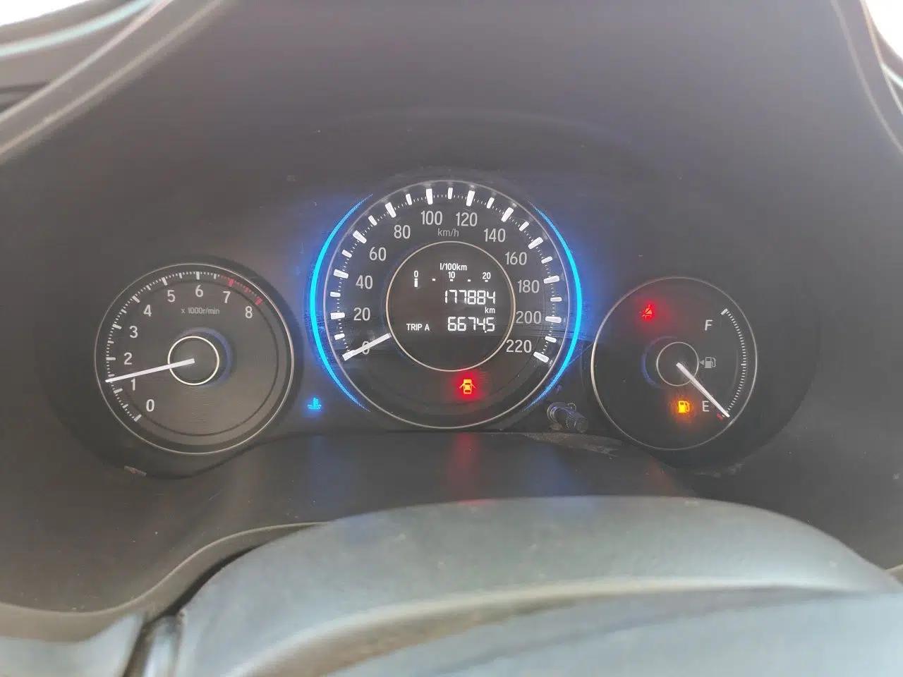 Honda Crider 2013 1.8L manual Comfort version — миниатюра 11