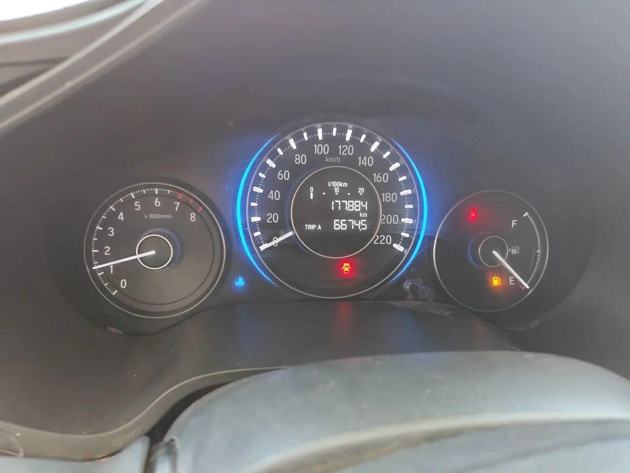 Honda Crider 2013 1.8L manual Comfort version — миниатюра 12