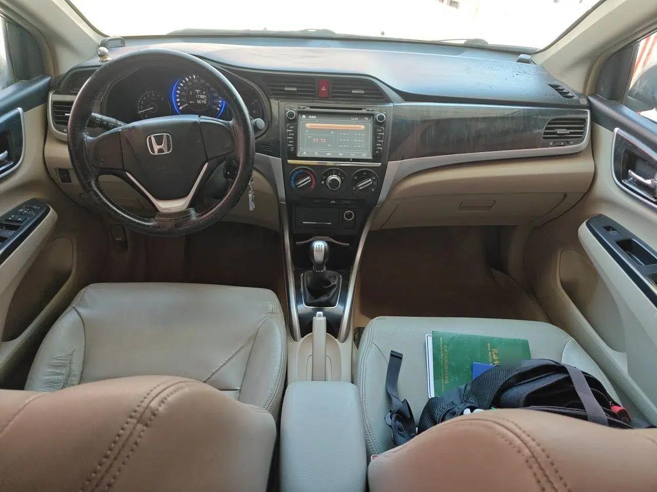 Honda Crider 2013 1.8L manual Comfort version — миниатюра 9