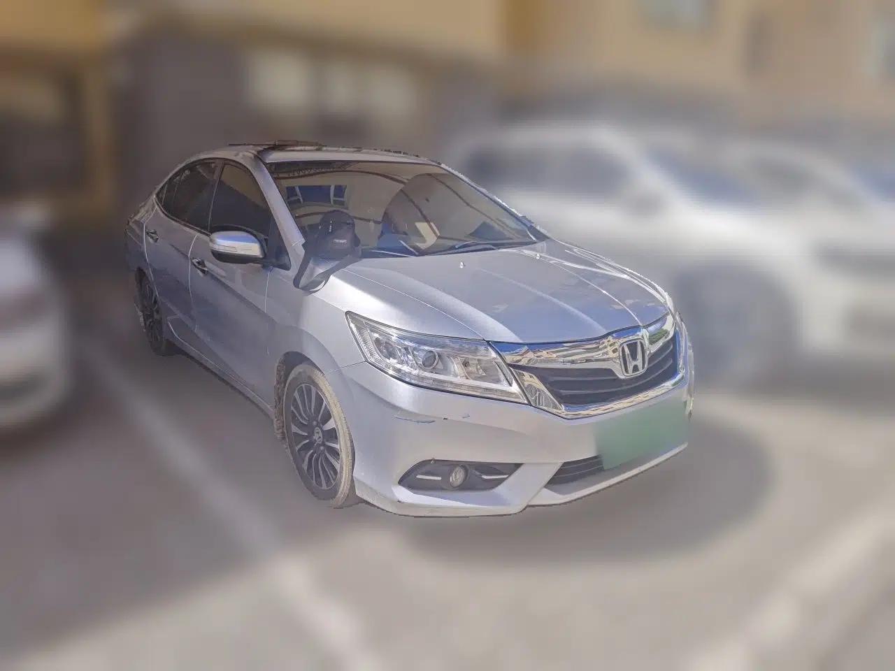 Honda Crider 2013 1.8L automatic luxury edition — миниатюра 3