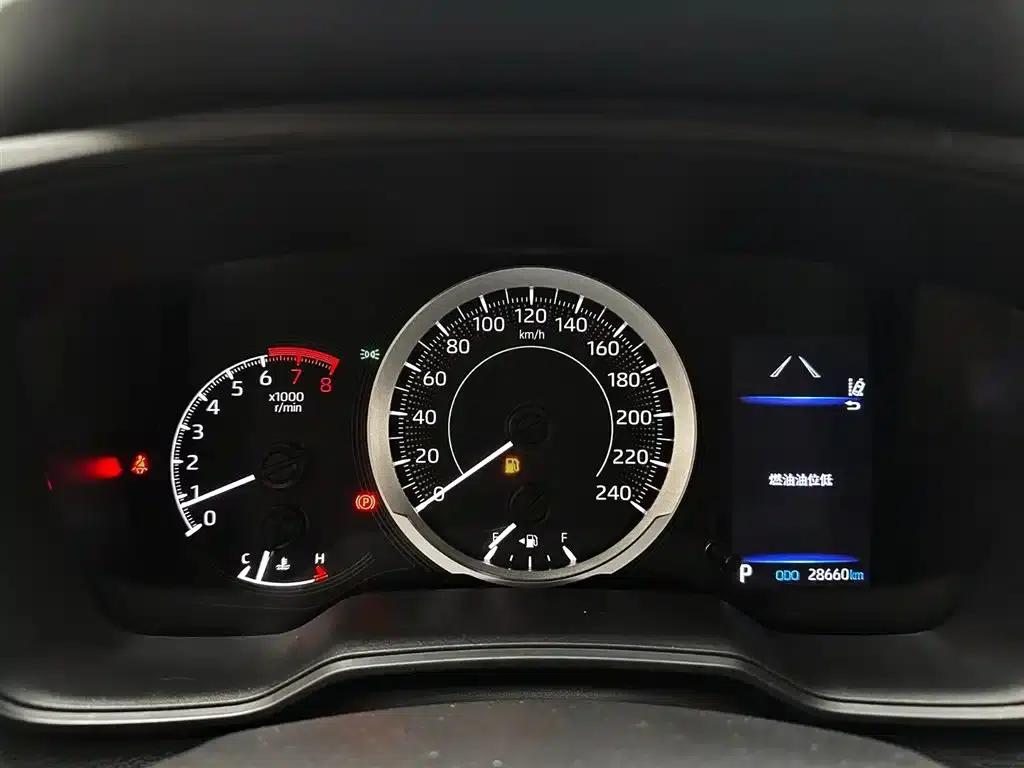 2021 Toyota Corolla 1.2T S-CVT Elite SPORT Edition — миниатюра 12