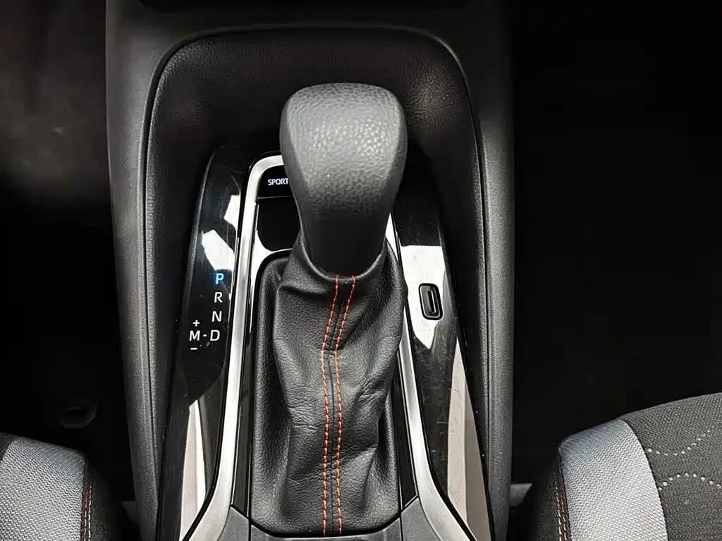 2021 Toyota Corolla 1.2T S-CVT Elite SPORT Edition — миниатюра 13