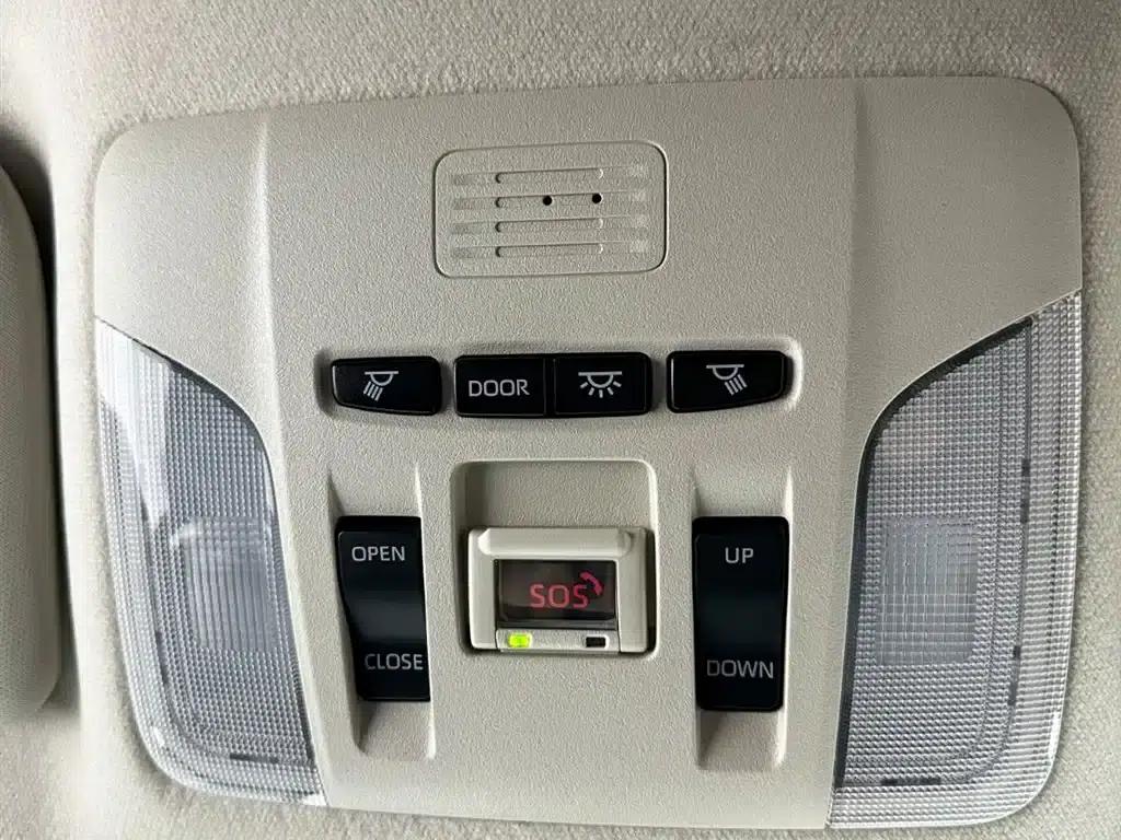 2021 Toyota Corolla 1.2T S-CVT Elite SPORT Edition — миниатюра 17