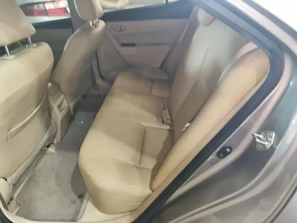 2014 Corolla 1.6L CVT GL — миниатюра 17