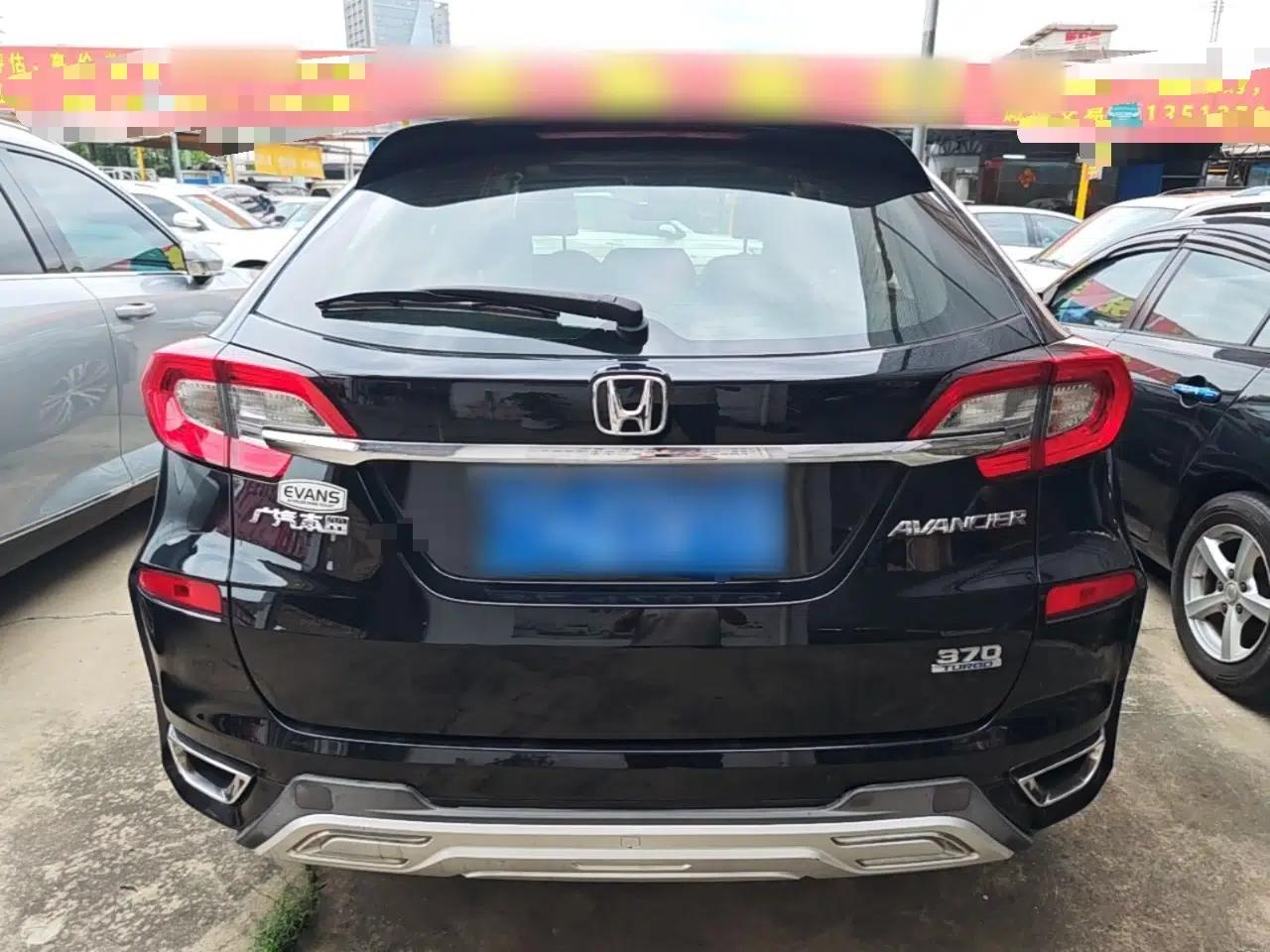 Honda Avancier 2017 370TURBO 2WD Luxury Edition — миниатюра 5