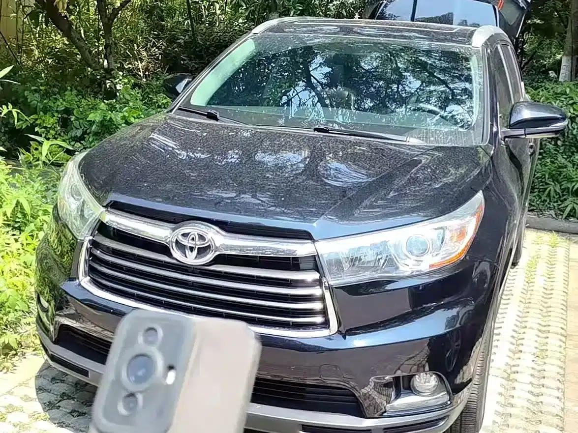 2015 Highlander 2.0T AWD Luxury 7-seater — миниатюра 3