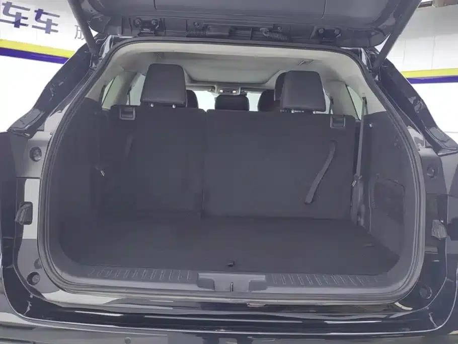 2022 Toyota Highlander Hybrid 2.5L AWD Premium 7-Seater — миниатюра 4