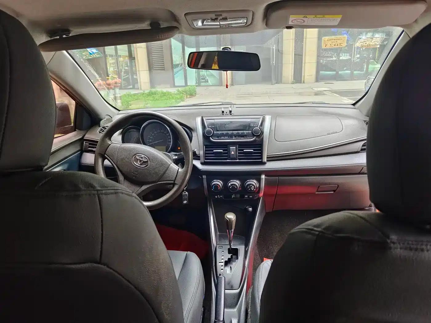 Vios 2014 1.5L Automatic Smart Edition — миниатюра 8