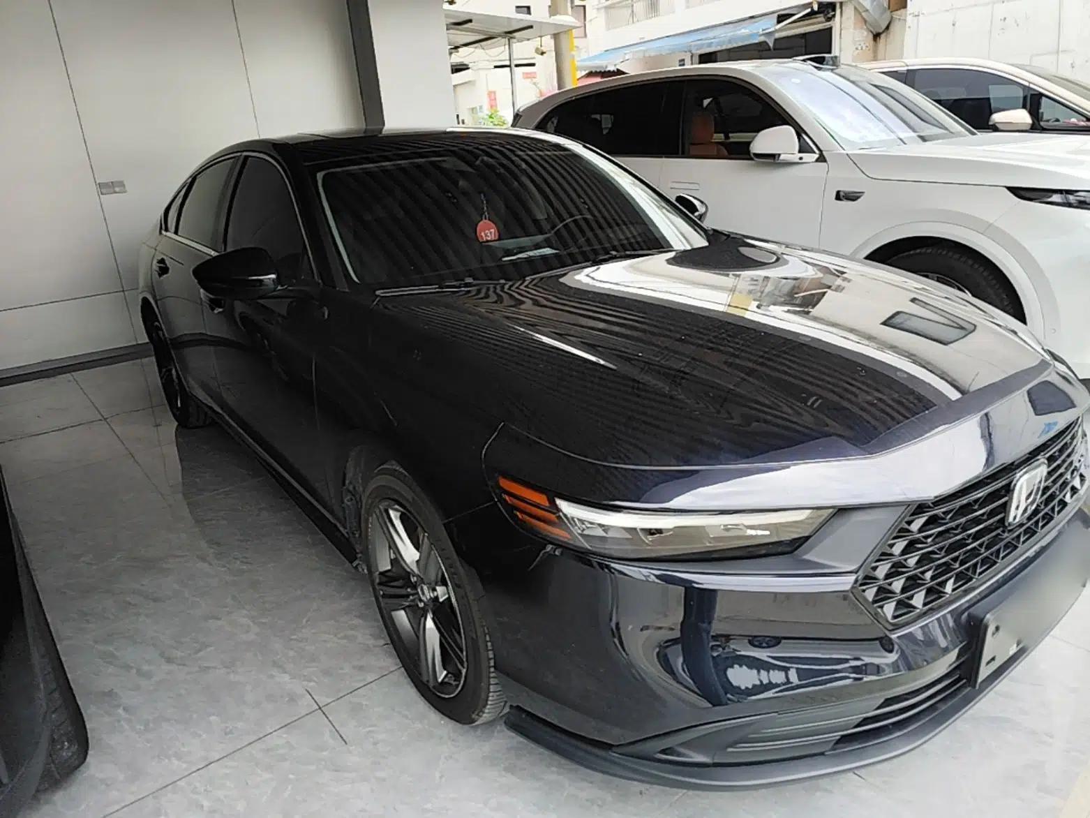 Honda Accord New Energy 2023 2.0L ePHEV Luxury Edition — миниатюра 3