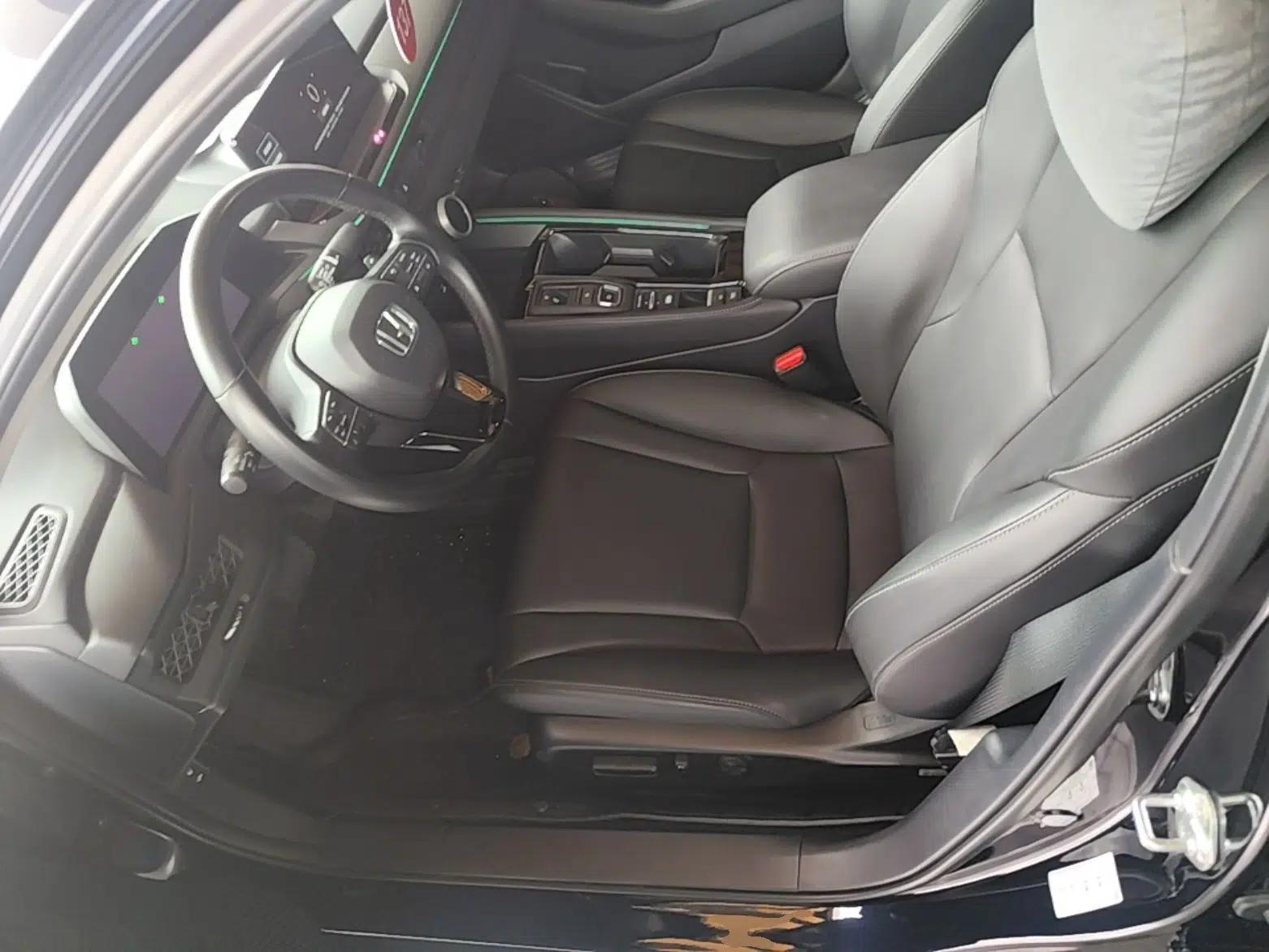 Honda Accord New Energy 2023 2.0L ePHEV Luxury Edition — миниатюра 22