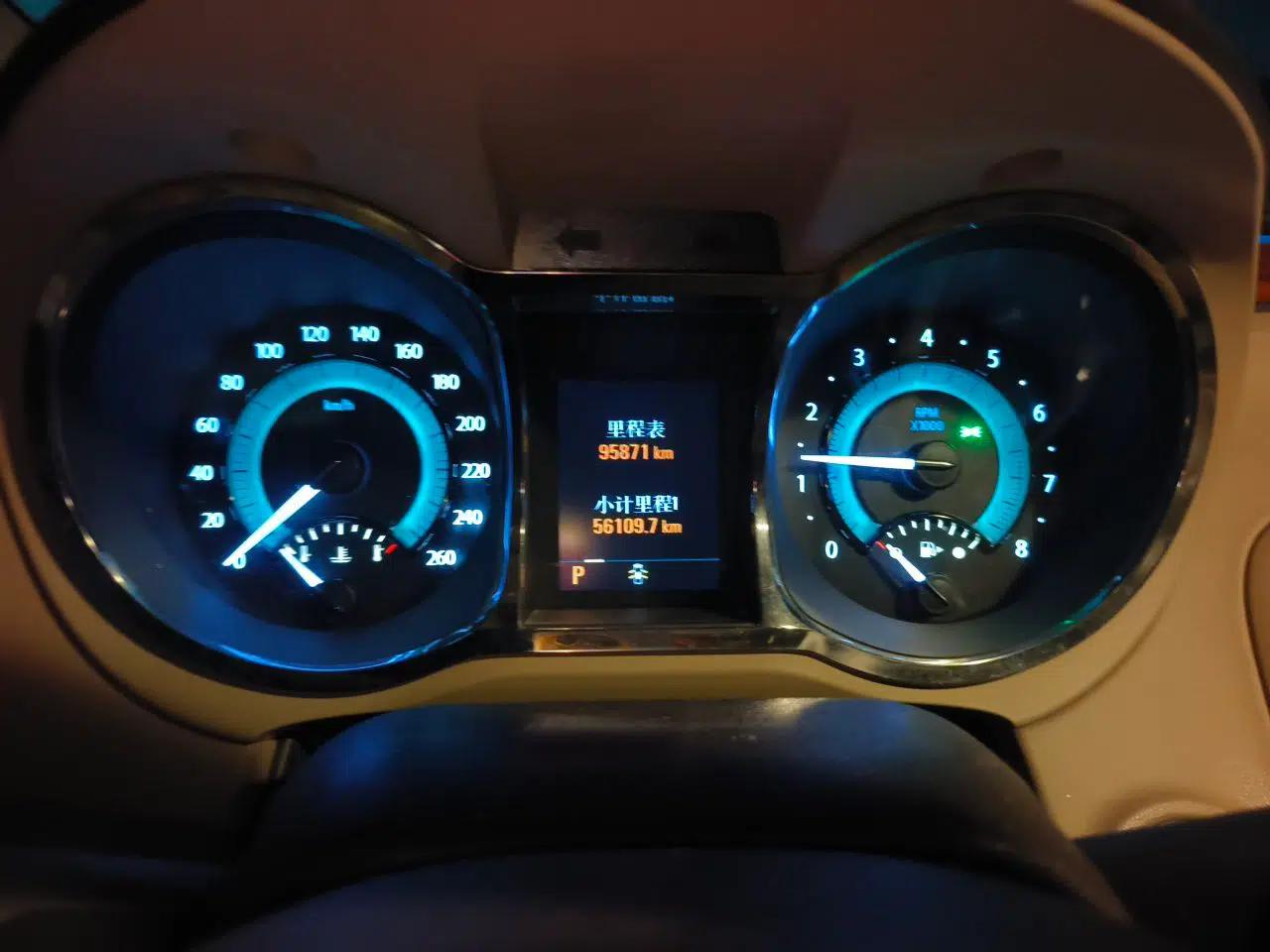 Buick LaCrosse 2012 2.4L SIDI Haoya Edition — миниатюра 12