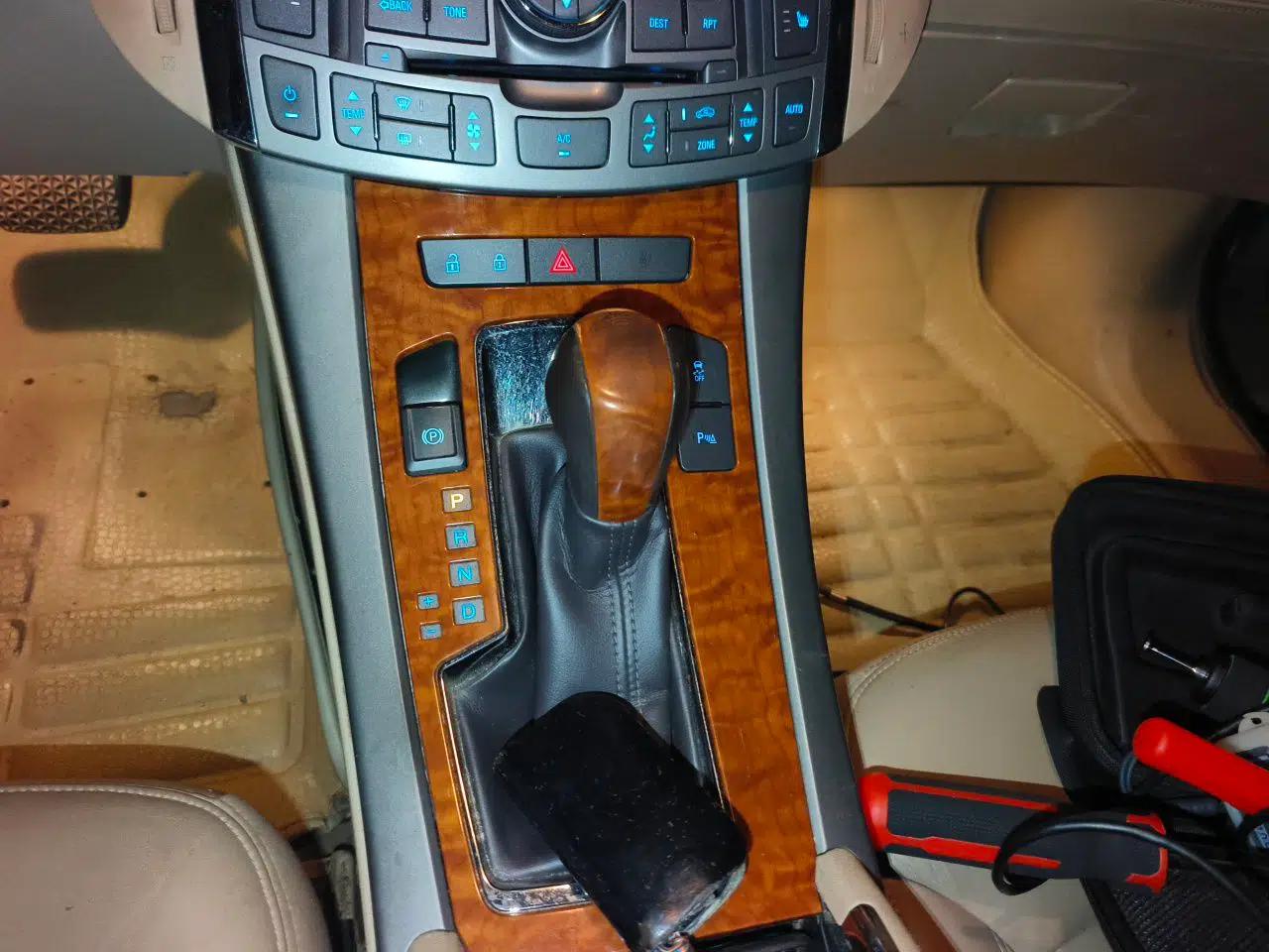 Buick LaCrosse 2012 2.4L SIDI Haoya Edition — миниатюра 14