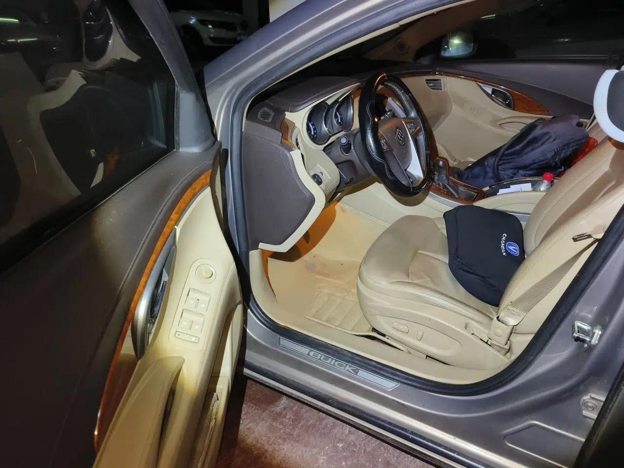 Buick LaCrosse 2012 2.4L SIDI Haoya Edition — миниатюра 16