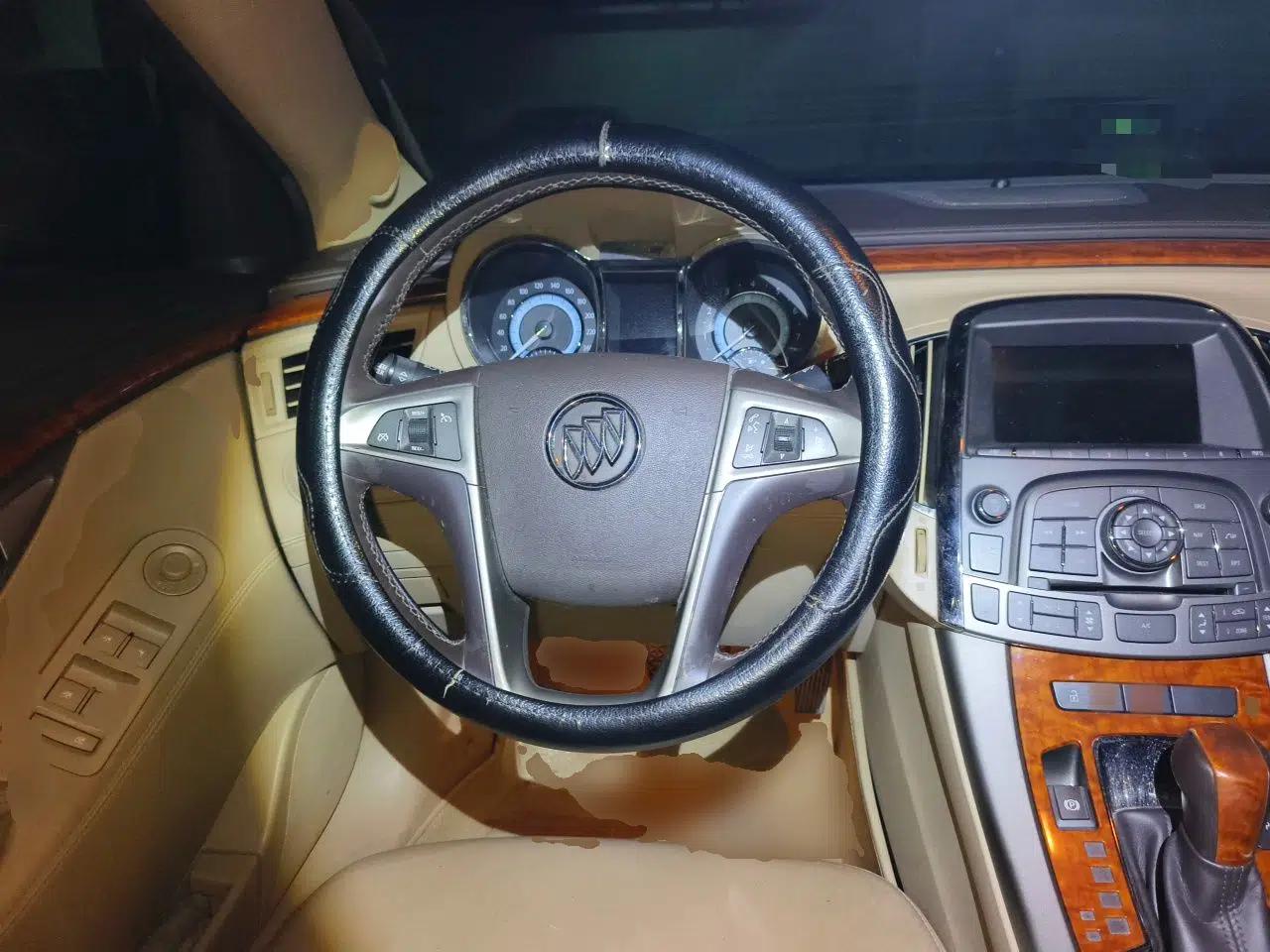 Buick LaCrosse 2012 2.4L SIDI Haoya Edition — миниатюра 10