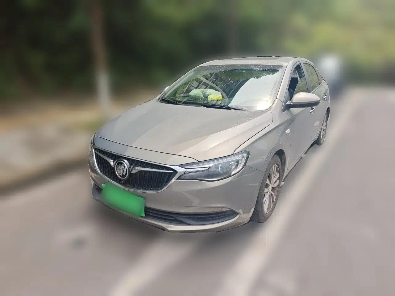 Buick GT 2018 18T Automatic Elite Model — миниатюра 1