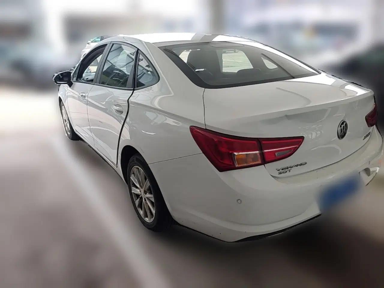 Buick Verano 2015 Sedan 20T Dual-Clutch Leading Model — миниатюра 3