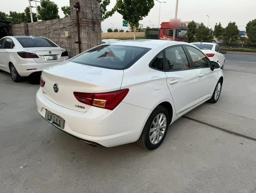 Buick Verano 2015 Sedan 20T Dual-Clutch Leading Model — миниатюра 6