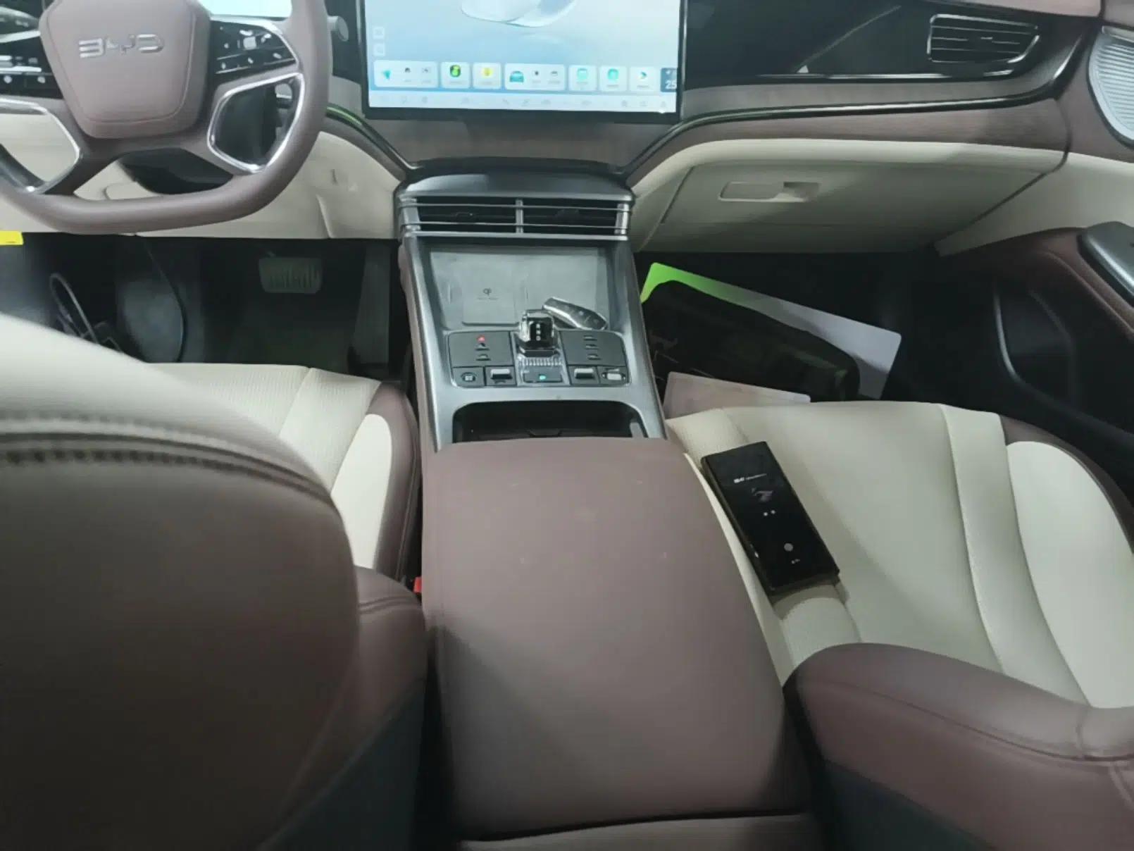 BYD Seal 2023 DM-i 1.5T 121km Prestige Model — миниатюра 21