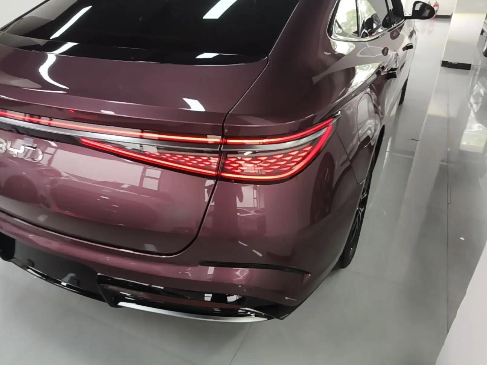 BYD Seal 2023 DM-i 1.5T 121km Prestige Model — миниатюра 9