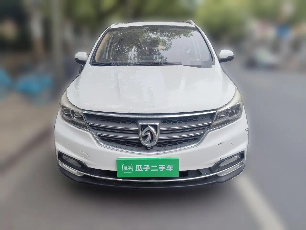 Baojun 730 2017 1.8L iAMT Prestige Version 7 Seats — миниатюра 2