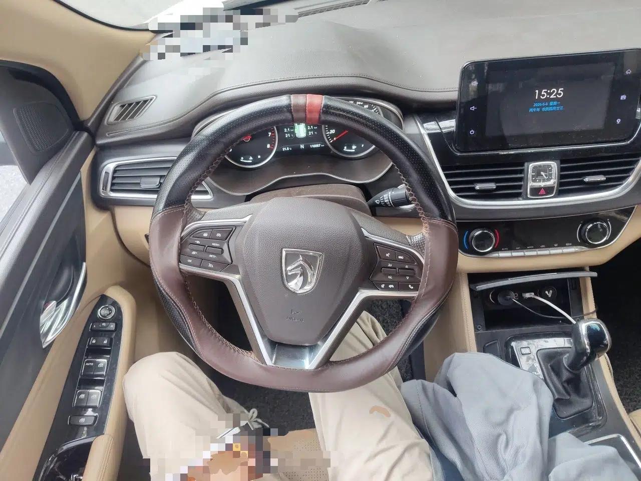 Baojun 730 2017 1.8L iAMT Prestige Version 7 Seats — миниатюра 10