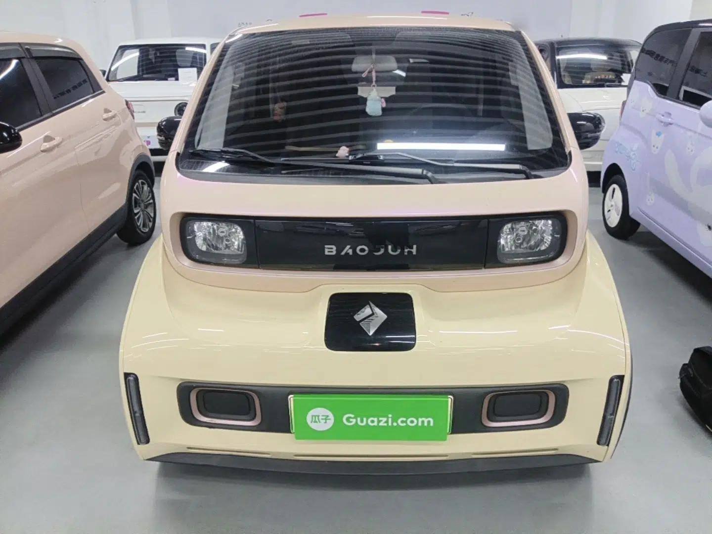 Baojun KiWi EV 2021 Designer Lithium Iron Phosphate — миниатюра 2