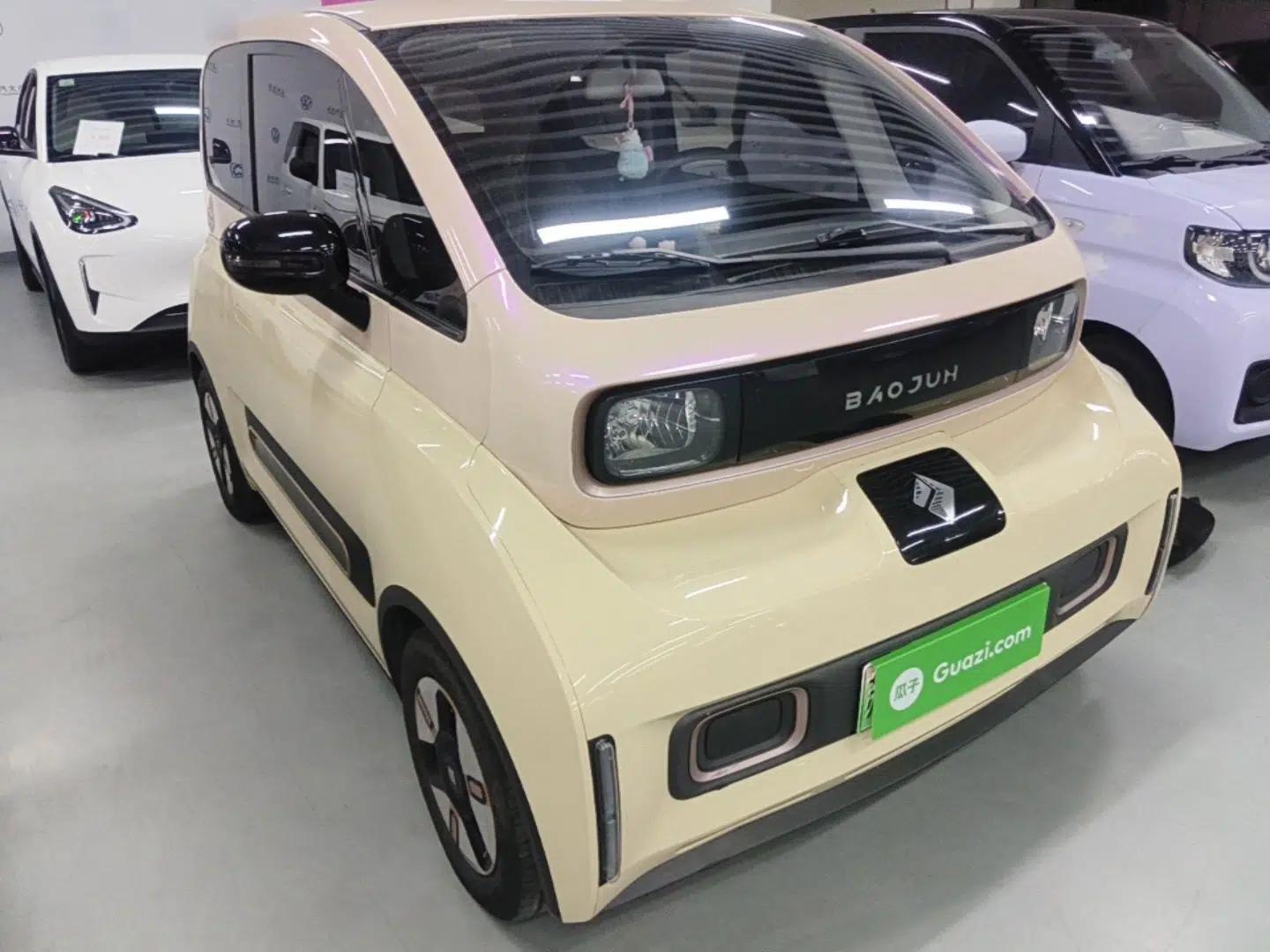 Baojun KiWi EV 2021 Designer Lithium Iron Phosphate — миниатюра 3