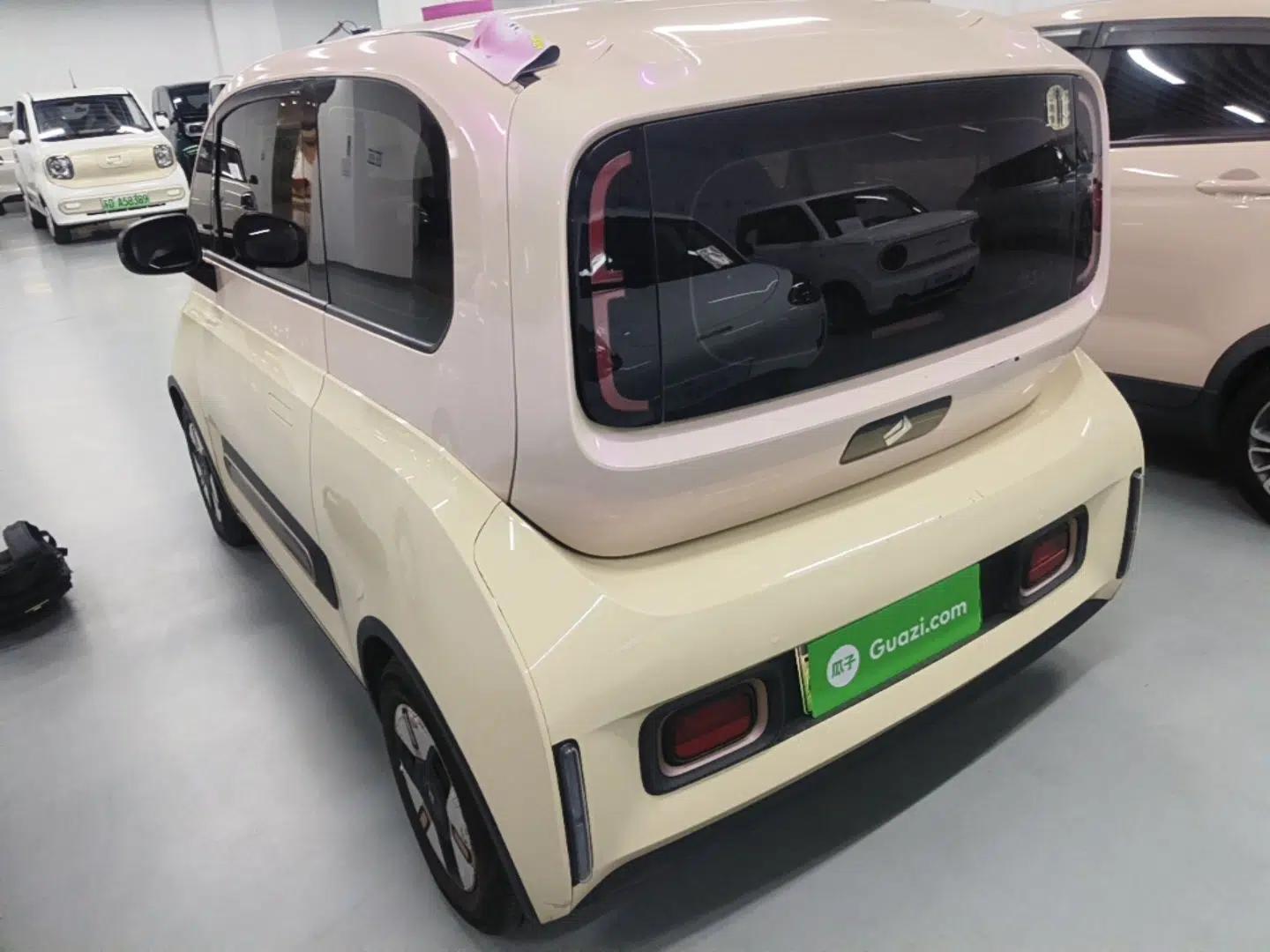 Baojun KiWi EV 2021 Designer Lithium Iron Phosphate — миниатюра 4