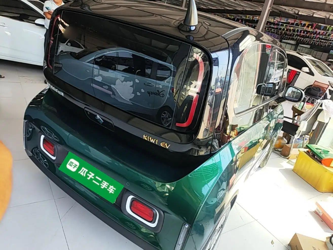 Baojun KiWi EV 2022 Designer Lite Edition Ternary Lithium — миниатюра 6
