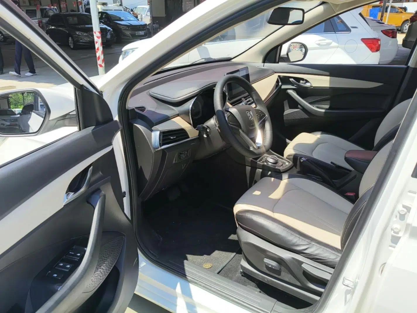 Baojun 360 2018 1.5L Automatic Luxury Version China V — миниатюра 18