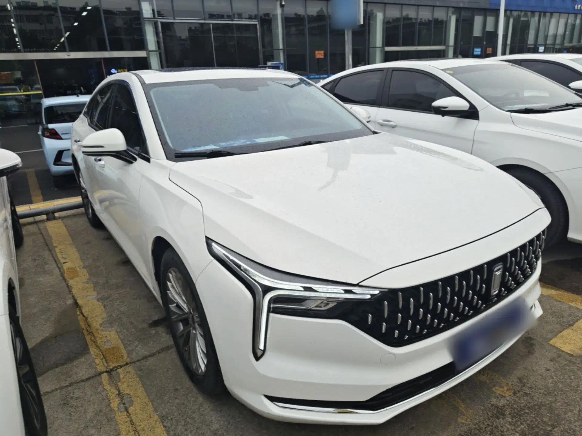 Bestune B70 2022 Third Generation 1.5T Automatic Enjoyment Version — миниатюра 3