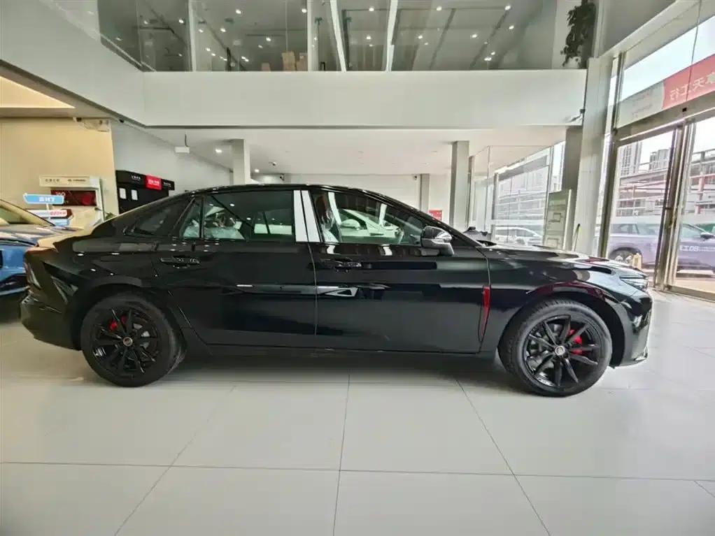 Hongqi H5 2025 2.0T Automatic Xuanying Edition — миниатюра 3