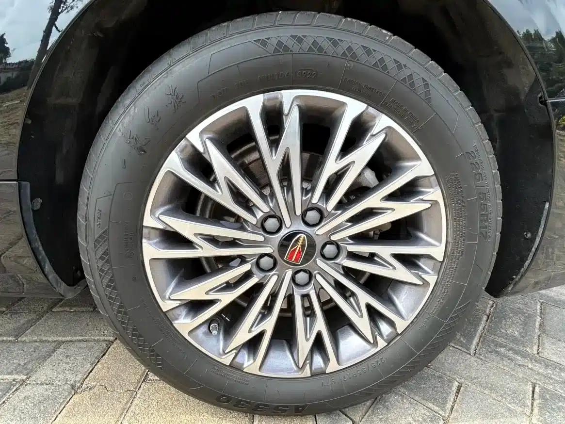 Hongqi H5 2023 2.0T Automatic Intelligent Flagship Edition — миниатюра 12