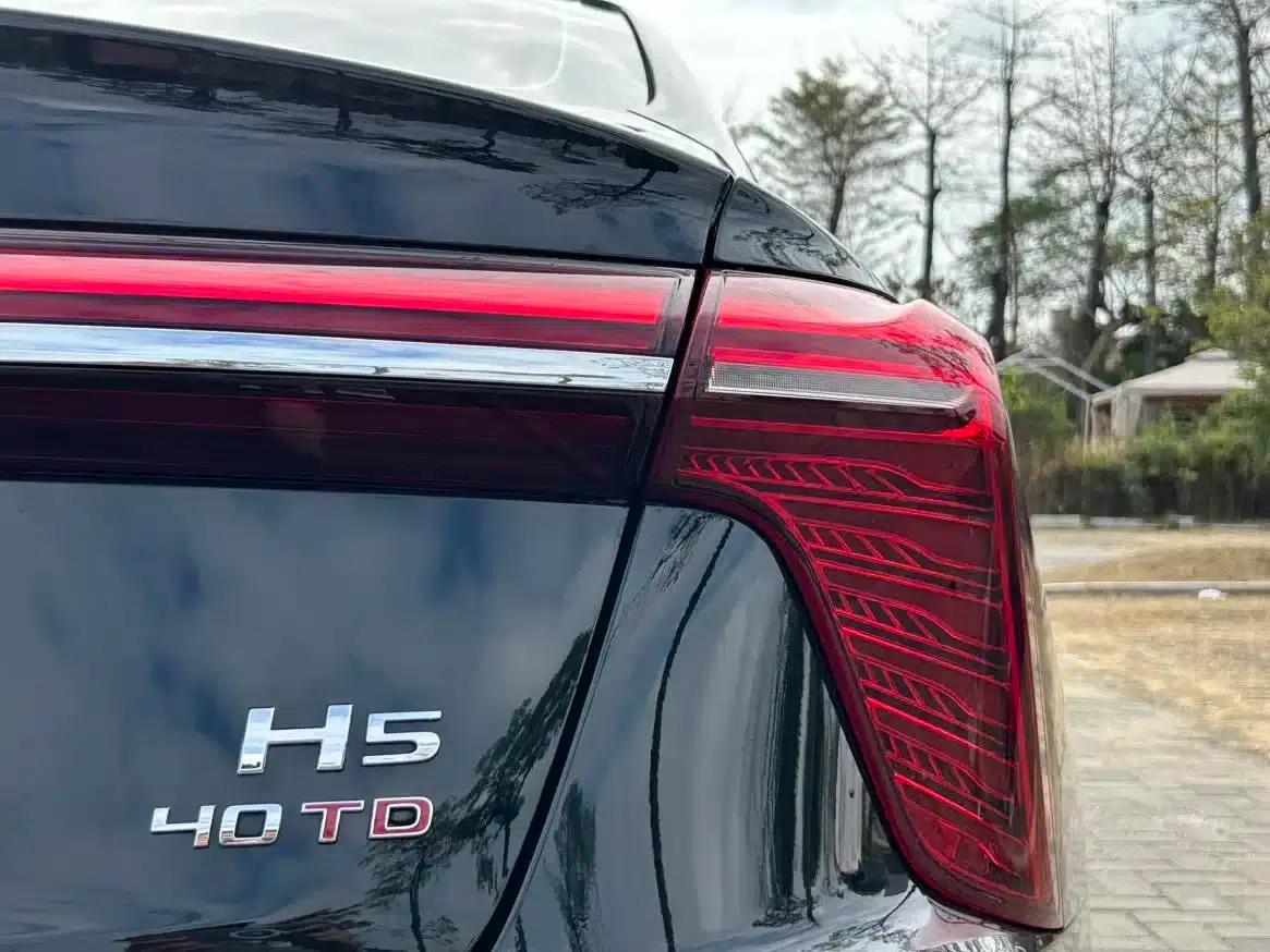 Hongqi H5 2023 2.0T Automatic Intelligent Flagship Edition — миниатюра 17