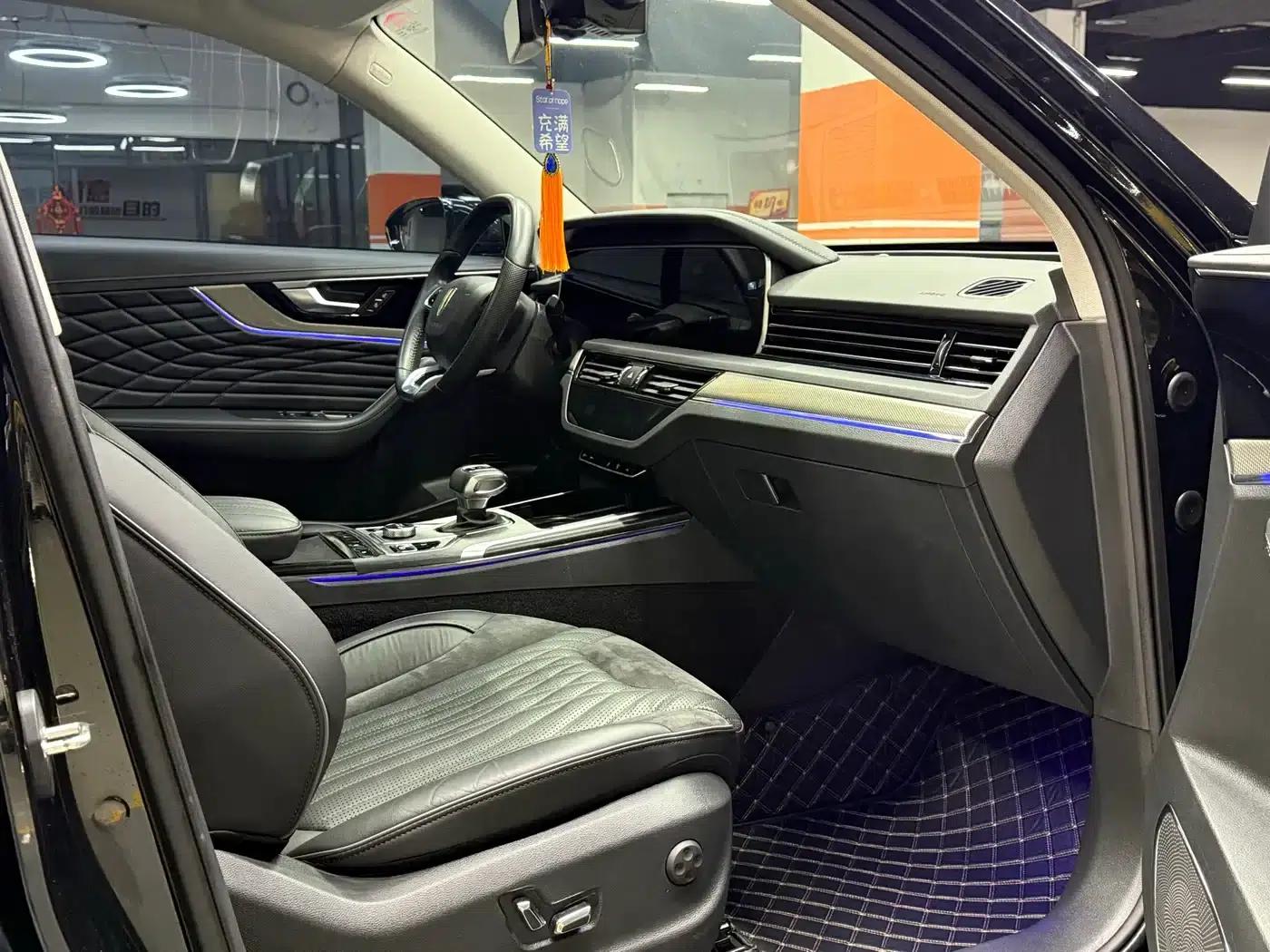 Hongqi HS5 2022 Facelift 2.0T Intelligent Flagship Edition — миниатюра 11