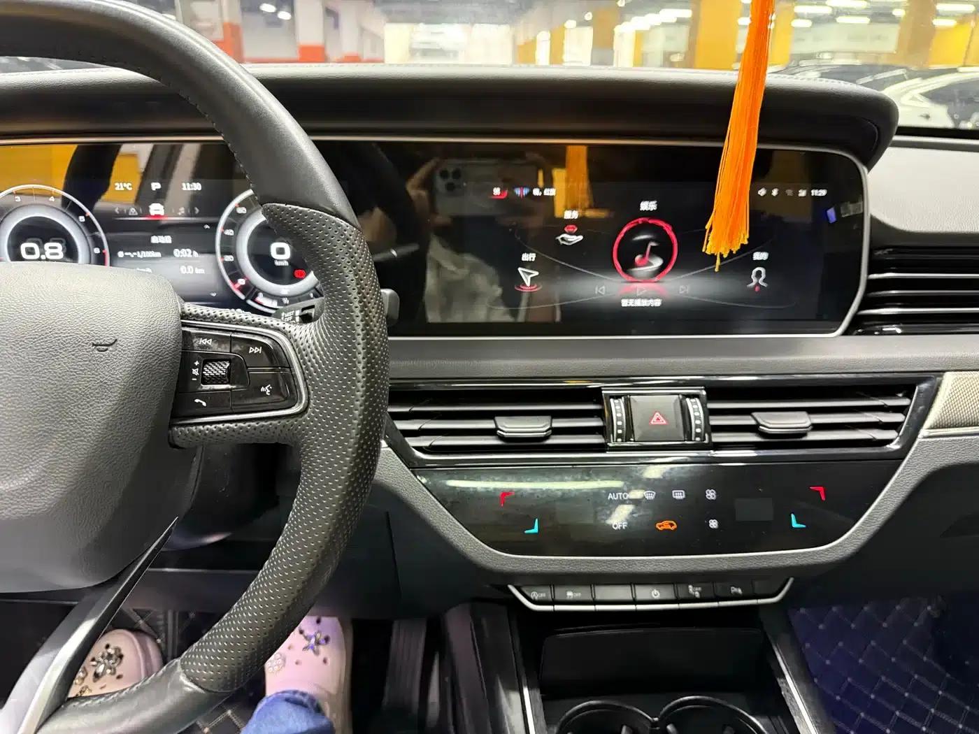 Hongqi HS5 2022 Facelift 2.0T Intelligent Flagship Edition — миниатюра 20