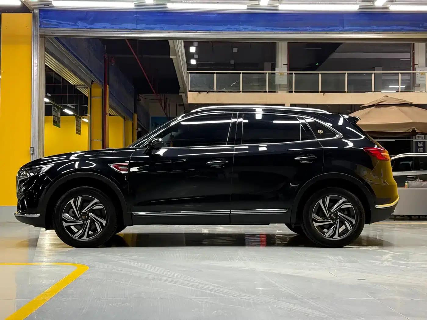 Hongqi HS5 2022 Facelift 2.0T Intelligent Flagship Edition — миниатюра 8