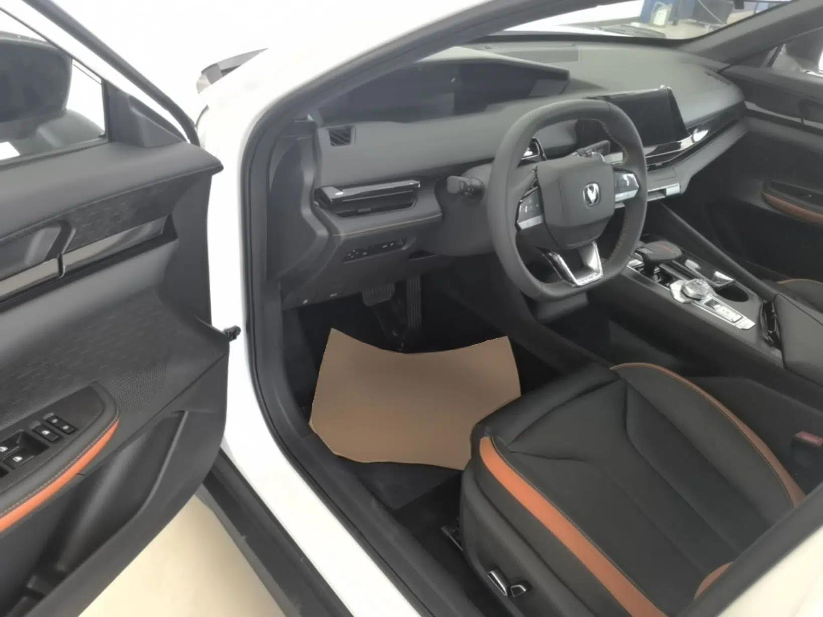 CHANGAN UNI-V 2024 1.5T High-Energy Version — миниатюра 18