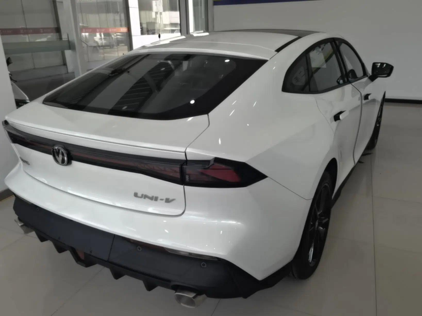 CHANGAN UNI-V 2024 1.5T High-Energy Version — миниатюра 6
