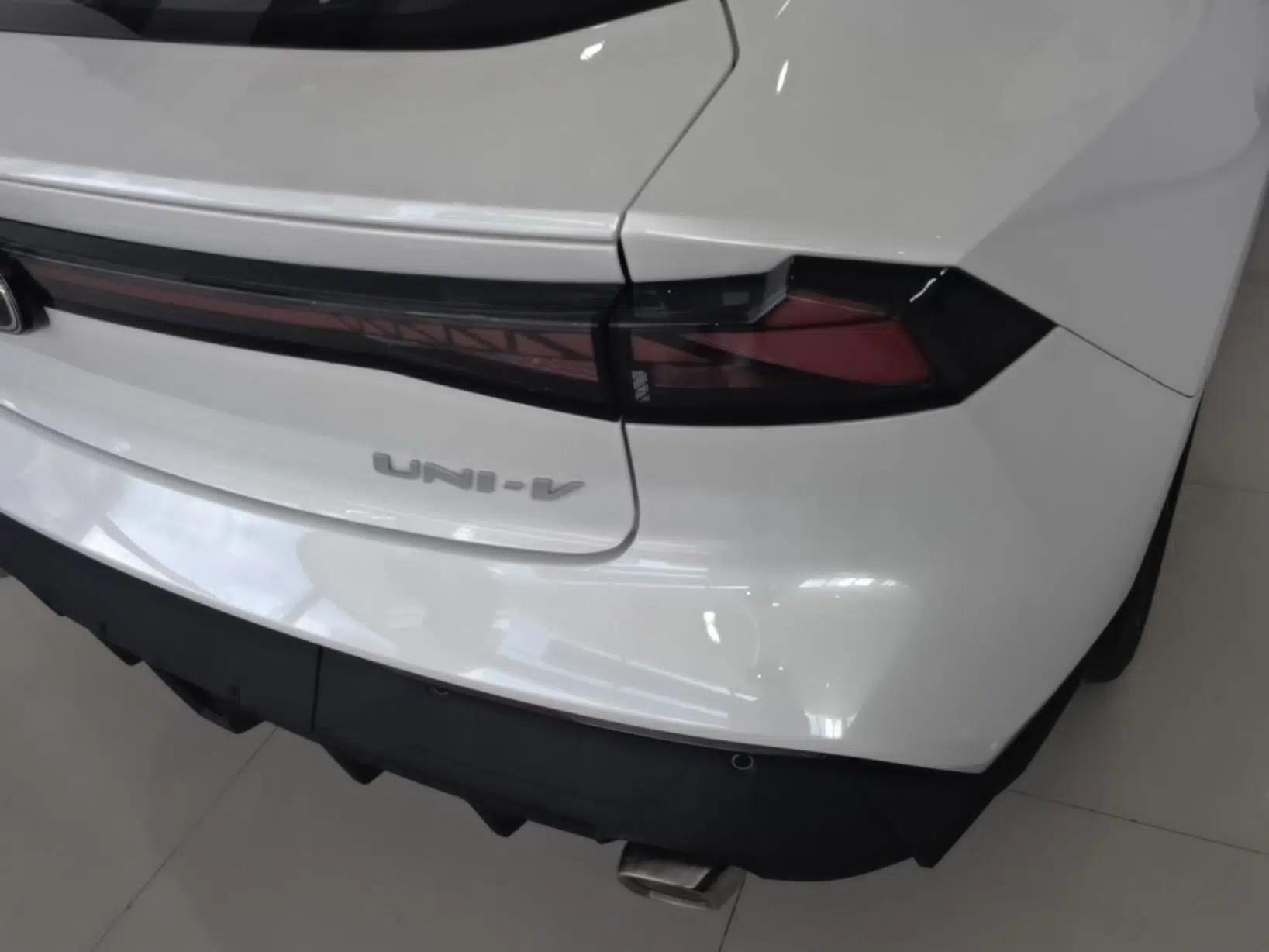 CHANGAN UNI-V 2024 1.5T High-Energy Version — миниатюра 9