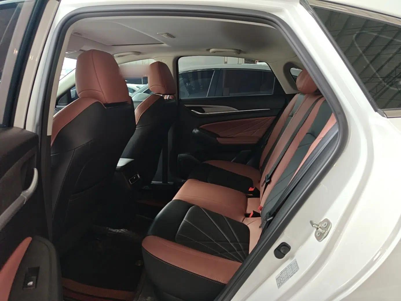 CHANGAN Eado 2023 Changan Edition PLUS Blue Whale NE 1.4T GDI DCT Prestige Version — миниатюра 20