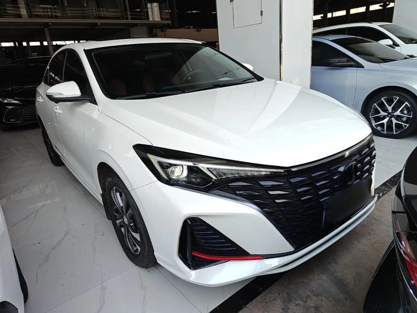 CHANGAN Eado 2023 Changan Edition PLUS Blue Whale NE 1.4T GDI DCT Prestige Version — миниатюра 3